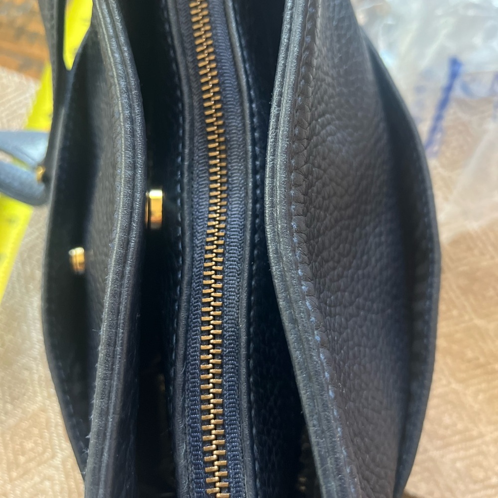 COACH Vintage Sonoma Pocket Zip Crossbody Bag in Navy Blue Pebbled Leather - Picture 8 of 11